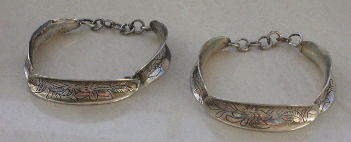 Vintage Exotic Chinese Handmade Carved Miao Silver Bracelet  